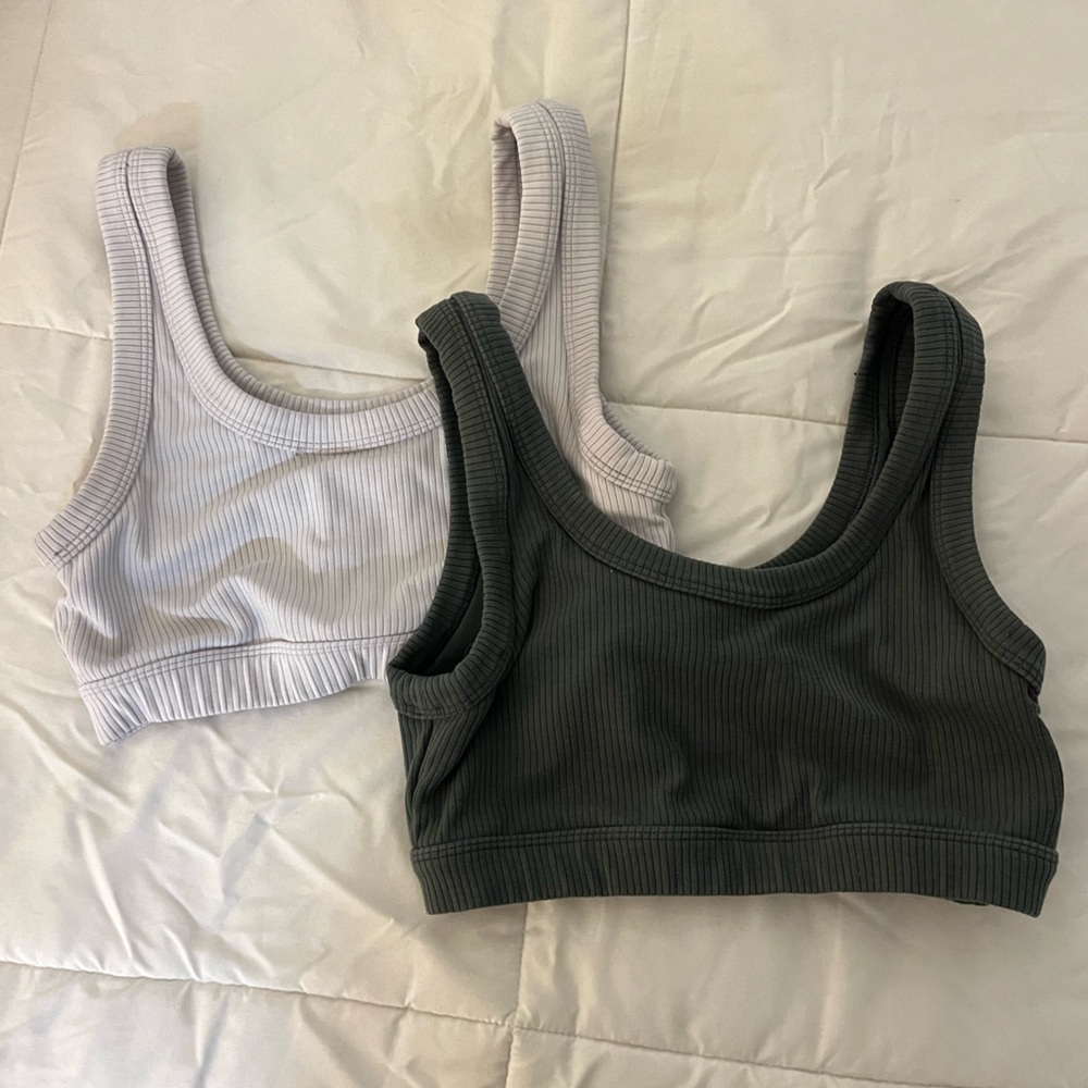 alo wellness sports bras size medium